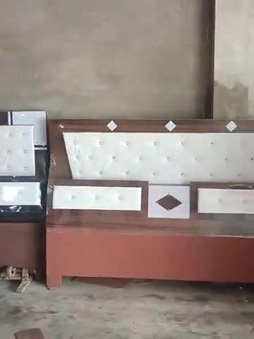Ruruganj chauraha.  महक फर्नीचर हाउस 
हमारे यहां शादी की सभी सामान उचित रेट पर दिए जाते हैं संपर्क करें  No 7817095489