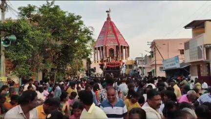 லால்குடி: லால்குடி சப்தரீஸ்வரர் கோயில் பங்குனி தேரோட்ட விழா வெகு விமரிசையாக நடைபெற்றது
