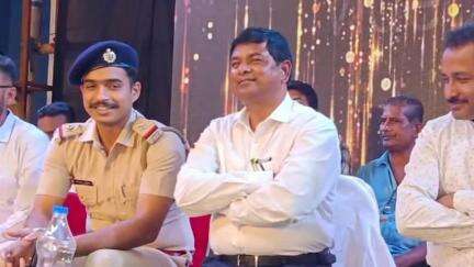 খড়গ্রাম: নগর কলেজের নবীনবরণ অনুষ্ঠানের আয়োজন করা হয়, উপস্থিত বিধায়ক ও OC