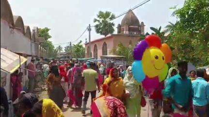 হরিহরপাড়া: ধর্ম নয়, সম্প্রীতির নাম মুর্শিদাবাদ! হোসেনপুরে 500 বছরের মন্দির-মসজিদ একসাথে, ভক্তি আর বিশ্বাসে গড়ে উঠেছে অনন্য নজির