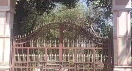 नारनौल: गांव बलाहा खुर्द में श्मशान घाट का गेट चोरी, सरपंच को लोहार पर शक