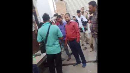 जलेसर: कस्बा जलेसर में ड्रोन कैमरे से विद्युत विभाग ने की चेकिंग, विद्युत चोरी करने वालों में मचा हड़कंप, एसडीओ रहे मौजूद