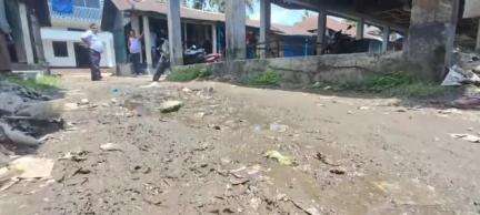 মাদারিহাট: শিশু বাড়িতে পানীয় জলের বেহাল পরিষেবা নিয়ে শনিবার ক্ষোভের প্রকাশ করলেন ভুক্তভোগীরা  #jansamasya