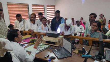 अंबड: अंबड तहसील मध्ये रस्ते प्रकरणातील सस्ती आदालत घेण्यात आली आहे अमर तहसीलदार विजय चव्हाण यांची माहिती