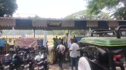 বহরমপুর: বিজ্ঞান মঞ্চের জেলা কমিটির সম্প্রীতির রক্তদান শিবির অনুষ্ঠিত, বহরমপুর টেক্সটাইল কলেজ মোড় সংলগ্ন চৌতারায
