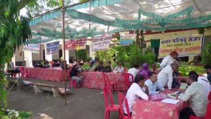 अंजड़: अंजड न्यायालय परिसर में नेशनल लोक अदालत का हुआ आयोजन, बैंकों और नगर परिषद ने लगाए वसूली काउंटर