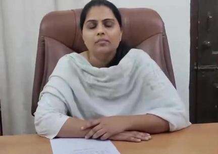 जिला कलेक्टर डॉ. मंजू ने श्रीगंगानगर के लोगों से पैनिक नहीं करने की अपील की