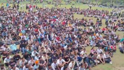 चंडीगढ़:सिविल डिफेंस वॉलंटियर बनने के लिए पहले दिन 3 हजार से ज्यादा लोग पहुंच गए। इतनी उम्मीद नहीं थी।
#news #india