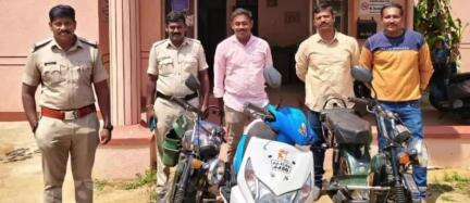 ಚನ್ನಪಟ್ಟಣ: ಚನ್ನಪಟ್ಟಣ ಗ್ರಾಮಾಂತರ ಪೊಲೀಸರಿಂದ ಇಬ್ಬರು ದ್ವಿಚಕ್ರ ವಾಹನ ಕಳ್ಳರ ಬಂಧನ