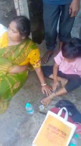 মেদিনীপুর: মেদিনীপুরের নতুনবাজার সংলগ্ন এলাকায় টোটোর সঙ্গে ধাক্কা সাইকেল আরোহীদের, মহিলা সহ আহত নাবালিকা