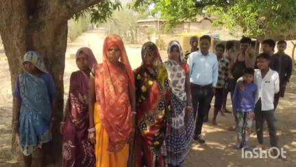 गढ़वाल पंचायत के पटपरटोला पण्डो बस्ती में मूलभूत सुविधाओं का अभाव, सड़क न होने से ग्रामीणों में गहरी चिंता #jansamasya