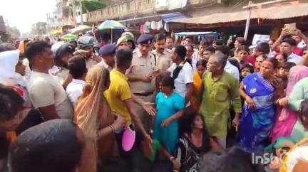 रोह: दिरमोबारा के पास बालू लोड ट्रैक्टर ट्रॉली पलटने से युवक की मौत, पुलिस पर लगा घायल को अस्पताल नहीं पहुंचाने का आरोप
