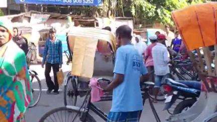 মেদিনীপুর: যুদ্ধের আবহ কাজে লাগিয়ে বাজারজাত পণ্যের কালোবাজারি নয়, জেলা সহ মেদিনীপুরে কড়া নজরদারি,