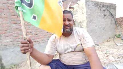नगला भाई खा में बिना आदेश के दबंगों ने आबादी की जमीन पर  कब्जा करने का किया प्रयास पीड़ित के समान के साथ की तोड़फोड़