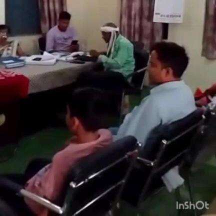 किरनापुर: ग्राम कोसमी में e-KYC महाशिविर का हुआ आयोजन, सैकड़ों ग्रामीण हुए लाभान्वित
