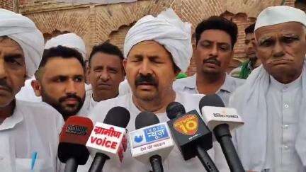 मुजफ्फरनगर:सर्वखाप चौधरी की आपात पंचायत,भारत-पाक के बीच तनाव को देखते हुए आपात पंचायत।
#operationsindoor #viral