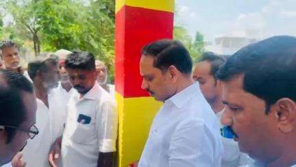 கறம்பக்குடி: மஞ்சு விடுதி மயிலடி தெருவில் நீர் தேக்க தொட்டி மற்றும் ரேஷன் கடையை திறந்து வைத்த எம்எல்ஏ முத்துராஜா