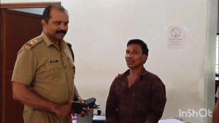 ആലുവ: അങ്കമാലി പാലിശ്ശേരി ജംഗ്ഷനിൽ വിൽപ്പനയ്ക്കായി എത്തിച്ച രണ്ട് കിലോ കഞ്ചാവുമായി ഒഡീഷ സ്വദേശി പിടിയിൽ