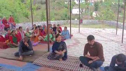 द्वाराहाट: मैनोली के ग्रामीणों का अनशन समझौते के साथ समाप्त, 16 मई तक हर घर में पहुंचेगा जल: जल संस्थान