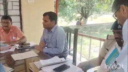 सुगौली: सुगौली थाना में जनता दरबार लगा, दो मामलों की सुनवाई कर किया गया समाधान: अंचलाधिकारी ने दी जानकारी