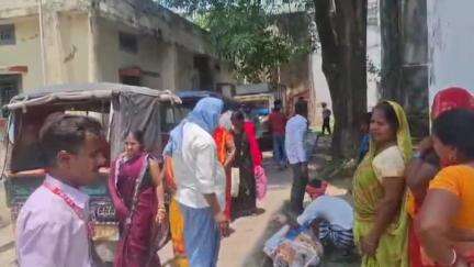 पीरपैंती: इसीपुर बाराहाट में पिता द्वारा मोबाइल चलाने से रोकने पर बेटी ने फांसी लगाकर की आत्महत्या