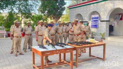 भानपुर: क्षेत्राधिकारी रुधौली ने सोनहा थाने पर शस्त्र ड्रिल के जरिए पुलिस कर्मियों को शस्त्र चलाने का प्रशिक्षण दिया