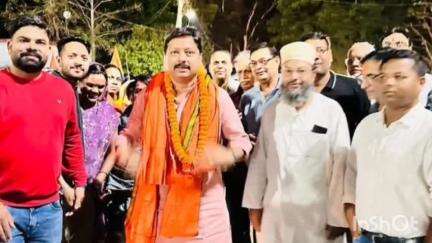 शंकरगढ़: छत्तीसगढ़ गृह निर्माण मंडल के अध्यक्ष अनुराग सिंह देव शंकरगढ़ पहुंचे, रेस्ट हाउस में कार्यकर्ताओं ने किया स्वागत