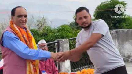 सल्ट: उत्तराखंड प्रवासी परिषद के उपाध्यक्ष, दर्जा राज्य मंत्री का मणुली में हुआ नागरिक अभिनंदन