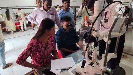 খানাকুল ১: পুরশুড়া থানার উদ্যোগে বিনামূল্যে চক্ষু পরীক্ষা শিবির আয়োজন;চশমা ও ওষুধ প্রদান