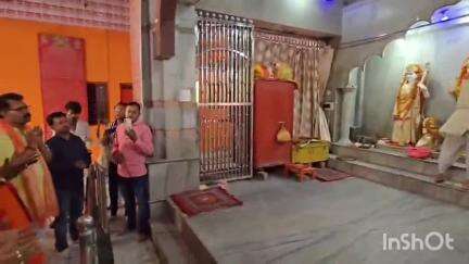 उन्नाव: हनुमान मंदिर में भारत-पाकिस्तान युद्ध में जाबांज भारतीय सैनिकों के लिए हुई शौर्य प्रार्थना, सांसद ने पढ़ी हनुमान चालीसा