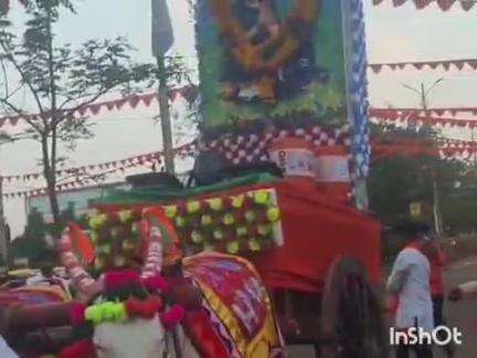 ಹುಮ್ನಾಬಾದ್: ಪಟ್ಟಣದಲ್ಲಿ ಹೇಮರೆಡ್ಡಿ ಮಲ್ಲಮ್ಮ ಜಯಂತಿ ಹಿನ್ನೆಲೆ ವಾಂಜರಿ ಉತ್ಸವ ಸಮಿತಿಯಿಂದ ಸಂಭ್ರಮದ ಮೆರವಣಿಗೆ