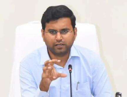 గద్వాల్: జిల్లాలో లైసెన్స్ సర్వేయర్ల శిక్షణకు దరఖాస్తులకు ఆహ్వానం: జిల్లా కలెక్టర్ బి.యం.సంతోష్ కుమార్