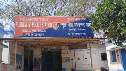 পুরুলিয়া ২: মফস্বল থানার জাবকাডি  এলাকায় পথ দুর্ঘটনায় আহত মোটরসাইকেল চালক, আনা হলো দেবের মাহাতো মেডিকেল কলেজে