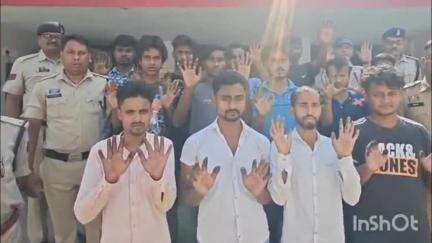 पेण्ड्रा रोड गौरेला: गौरेला-पेंड्रा-मरवाही में संदिग्ध मुसाफिरों पर पुलिस ने चलाया चेकिंग अभियान, 44 पर की गई प्रतिबंधात्मक कार्रवाई