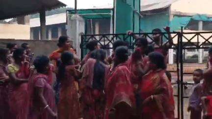 বিশালগড়: পোল্ট্রি ফার্মের দুর্গন্ধ ও মাছির যন্ত্রণায় অতিষ্ট গ্রামবাসীরা,ঘটনা চৌমুহনিপাড়া এলাকায় #jansamasya