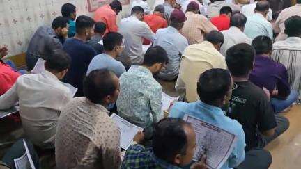 वैजापूर: भारतीय सैन्यदलातील जवानांच्या दीर्घायुष्यासाठी संकट मोचन हनुमान मंदिरात हनुमान चालीसा पठन