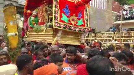 மேலூர்: பல்லாயிரக்கணக்கான பக்தர்களின் "கோவிந்தா கோஷத்துடன் தங்க பல்லக்கில் மதுரை புறப்பட்ட கள்ளழகர்"