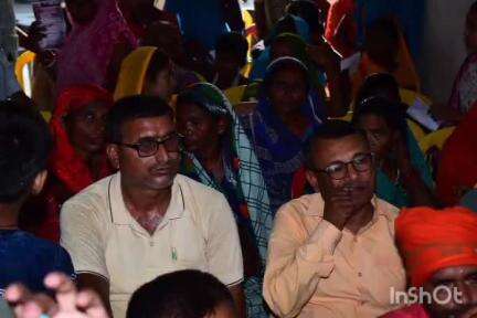 हसनपुर: पूर्व सांसद ने फुलहारा में ग्रामीणों को आमंत्रण दिया
