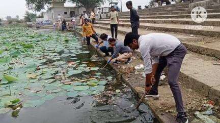 पथरिया: जल गंगा संवर्धन अभियान: पथरिया नगर के तालाब में श्रमदान, जन सहभागिता से होगा कायाकल्प