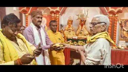 तुलसीपुर: शेखुआ परमेश्वरी मंदिर में आयोजित श्रीमद् भागवत कथा में तुलसीपुर विधायक हुए शामिल, क्षेत्रवासियों के कल्याण की कामना की