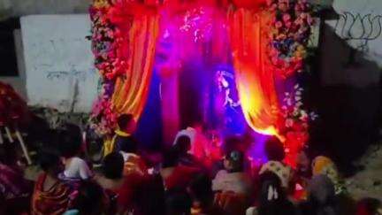 হবিবপুর: সোলাডাঙ্গা হরিজন ক্লাব প্রাঙ্গণে ধুমধাম শহীত বাৎসরিক শনি মহারাজের পুজোর আয়োজন