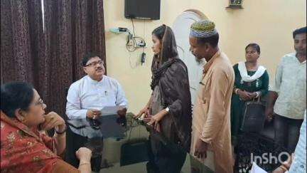 উলুবেড়িয়া ১: উলুবেড়িয়া সাংসদ সাজদা আহমেদ নিজের অফিসে জনসংযোগের আলোচনা বৈঠক