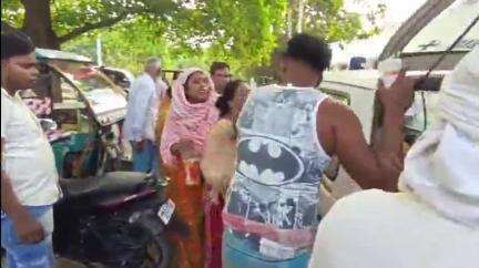 হরিহরপাড়া: হরিহরপাড়ায় পাটের জমিতে ছাগল যাওয়াকে কেন্দ্র করে ভাই ভাইয়ে রক্তাক্ত সংঘর্ষ, গুরুতর আহত তিনজন