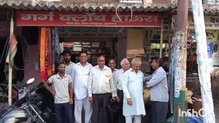खतौली: मंसूरपुर क्षेत्र के मिल रॉड निर्माण की स्वीकृति पर दुकानदारों ने इकट्ठा होकर अतिक्रमण हटाने की रखी मांग #jansamasya
