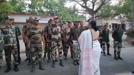 ইংরেজবাজার: মহদীপুর দুইশত দিঘি সহ একাধিক সীমান্তবর্তী এলাকা পরিদর্শন করলেন ইংলিশ বাজারের বিজেপি বিধায়ক