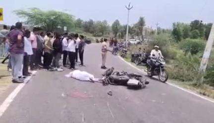 साबला: साबला थाना क्षेत्र में दो बाइकों की टक्कर के बाद घायल वृद्ध को कार ने कुचला, हुई मौत