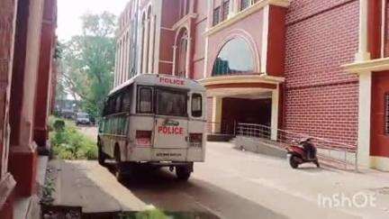 পুরুলিয়া ২: এক ব্যক্তিকে ধারালো অস্ত্র দিয়ে কোপানোর অভিযোগে চেক্যা থেকে গ্রেপ্তার ২ জনকে আদালতে তোলা হলো