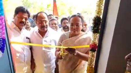 அணைக்கட்டு: பிஞ்சமந்தையில் புதிய கட்டிடங்கள் சாலை வசதி மற்றும் நலத்திட்ட உதவிகள் வழங்கும் விழா வேலூர் மாவட்ட ஆட்சியர் சட்டமன்ற உறுப்பினர் வழங்கினர்
