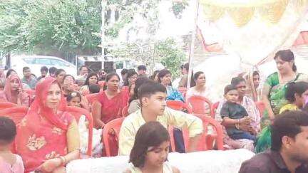 जसवंतनगर: कैस्त के बचपन प्ले समेत क्षेत्र के स्कूलों में धूमधाम से मनाया गया मदर्स डे, सांस्कृतिक कार्यक्रमों का हुआ आयोजन
