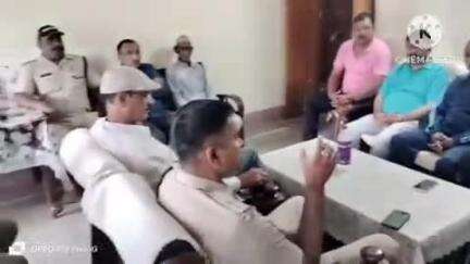 सल्ट: एसएसपी के निर्देश पर सल्ट में पुलिस टीम ने वरिष्ठ नागरिकों को साइबर सुरक्षा के लिए किया जागरूक